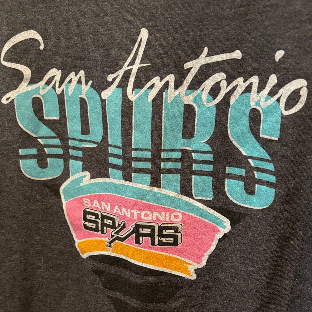 Mitchell & Ness San Antonio Spurs Charcoal Sweater - Picture 5 of 5